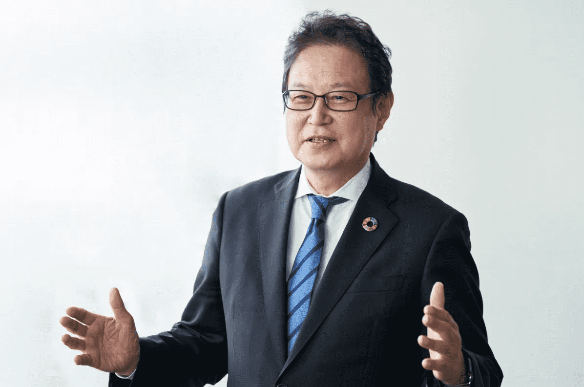 石田代表取締役社長のインタビューの様子